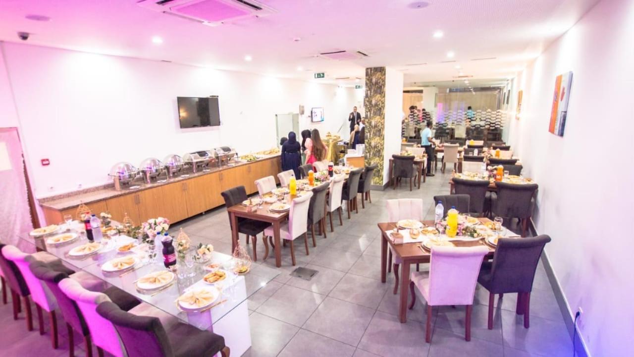 Palm Aparthotel Maputo Bagian luar foto